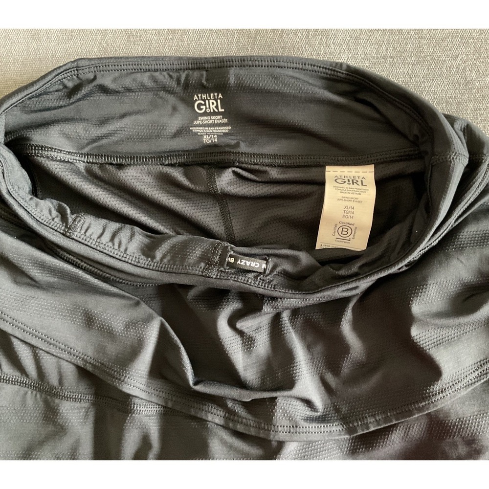 Athleta Girl Black Swing Skort Tiered Athletic Skirt Shorts XL 14 Zipper Pocket - Picture 7 of 7
